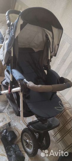 Прогулочная коляска