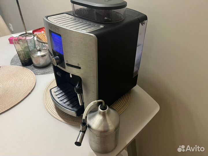 Кофемашина krups EA82