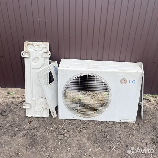 Корпус от кондиционера LG G12LHT N4E1