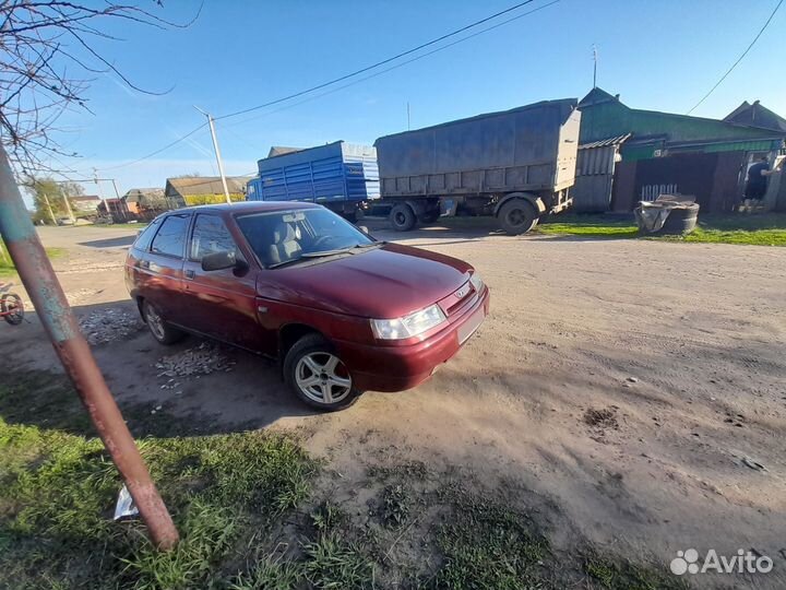 ВАЗ 2112 1.6 МТ, 2004, 196 000 км