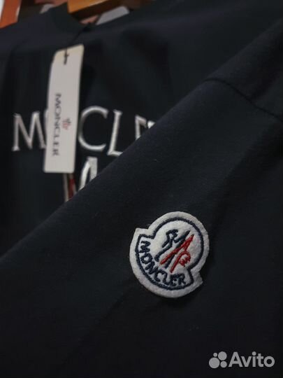 Футболка Moncler: создайте свой уникальный стиль