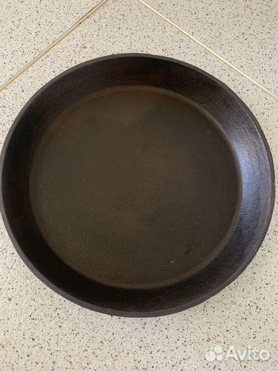 Чугунная сковорода