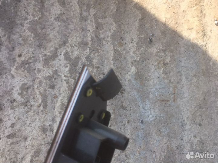 Кнопка стеклоподьемника Mercedes w220