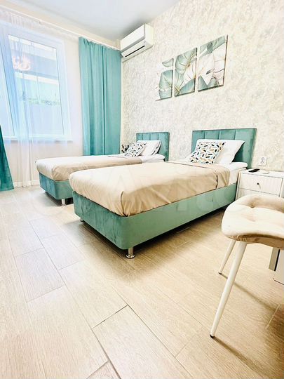 2-к. квартира, 55 м², 1/16 эт.