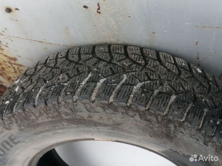 Bridgestone Blizzak Ice 215/70 R16 100T