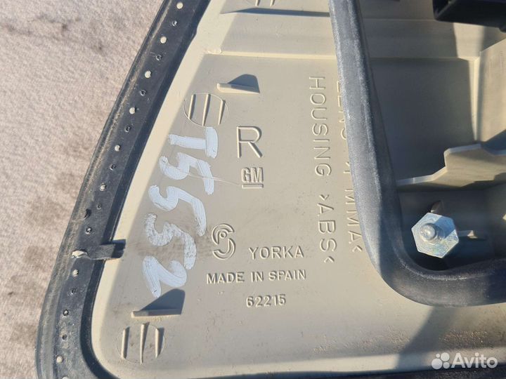 Опель омега в рестайлинг задний правый фонарь