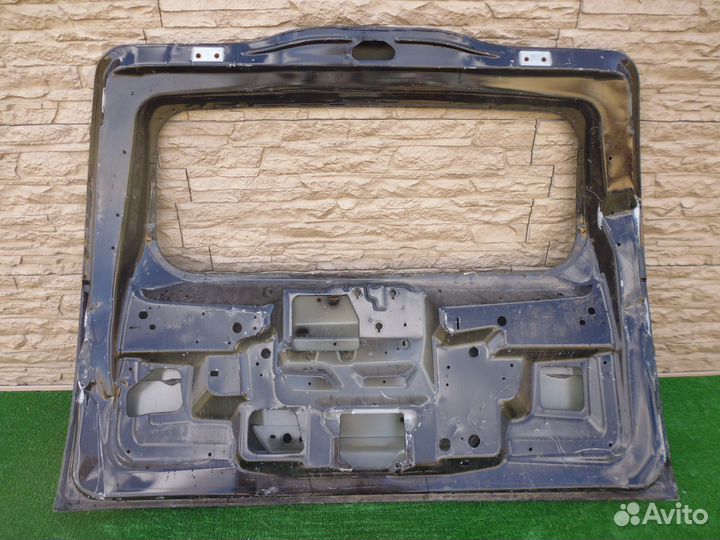 Крышка багажника Шевроле Tahoe с 2006-2014