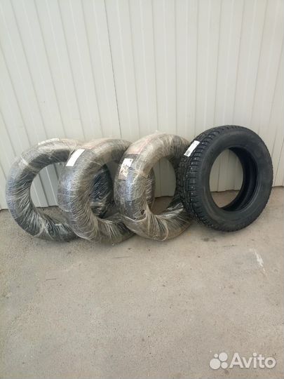 Roadstone Winguard WinSpike 195/65 R15 95T