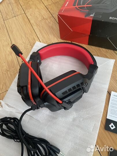Игровые наушники новые «Red Square Bomber» V2