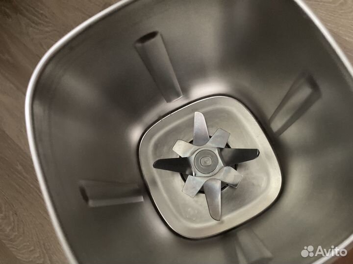 Блендер профессиональный