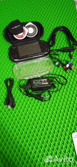Sony PSP 3000 очень жирный комплект