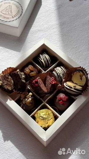 Шоколадные конфеты ручной работы с начинками