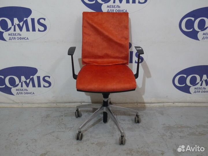 Компьютерное кресло