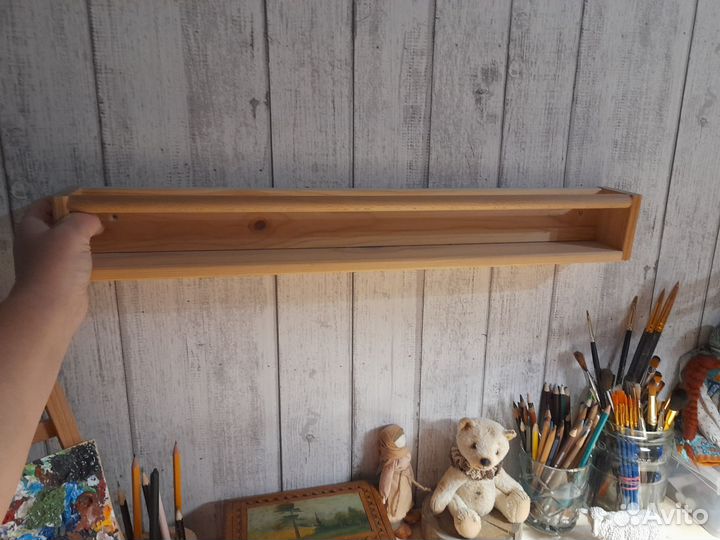 Полка настенная деревянная для книг