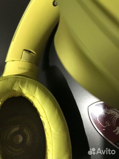 Наушники Sony MDR-100A