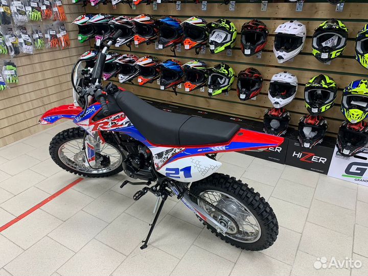 Мотоцикл Motoland RZ200