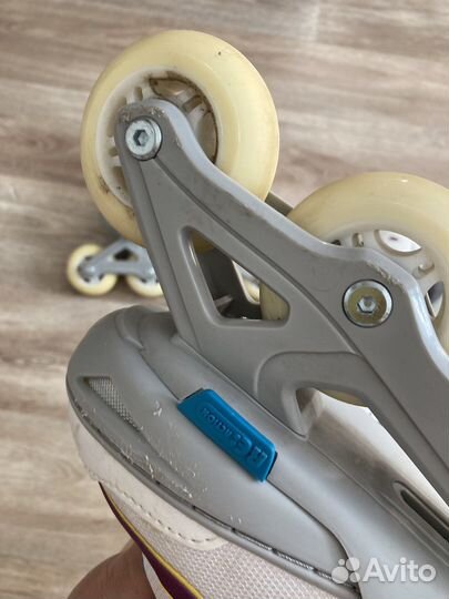 Роликовые коньки