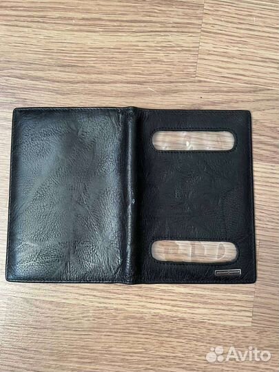 Кожаная обложка для паспорта