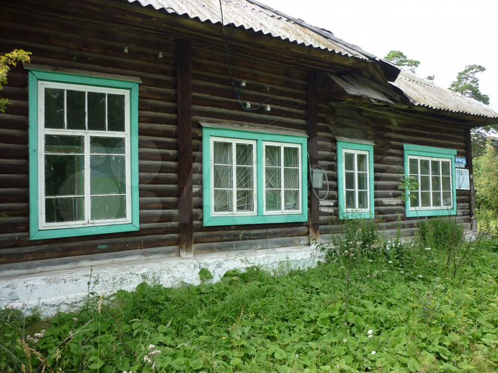 Дом 243 м² на участке 44 сот.