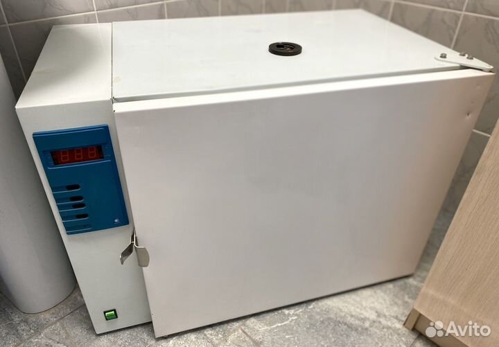 Сухожаровой шкаф