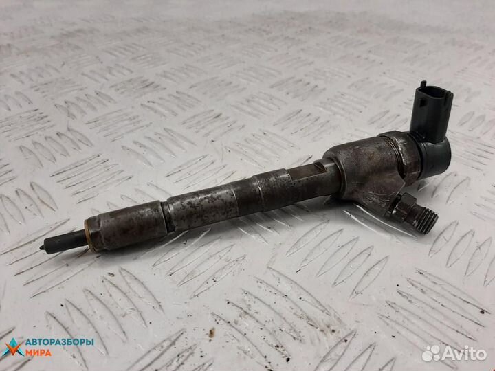 Форсунка Opel Combo 3 (C) рест. 2005 93183910