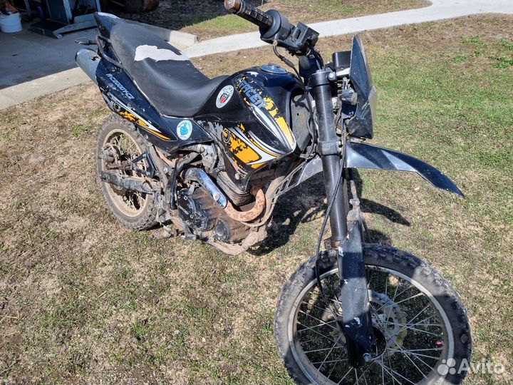 Racer Panther 200