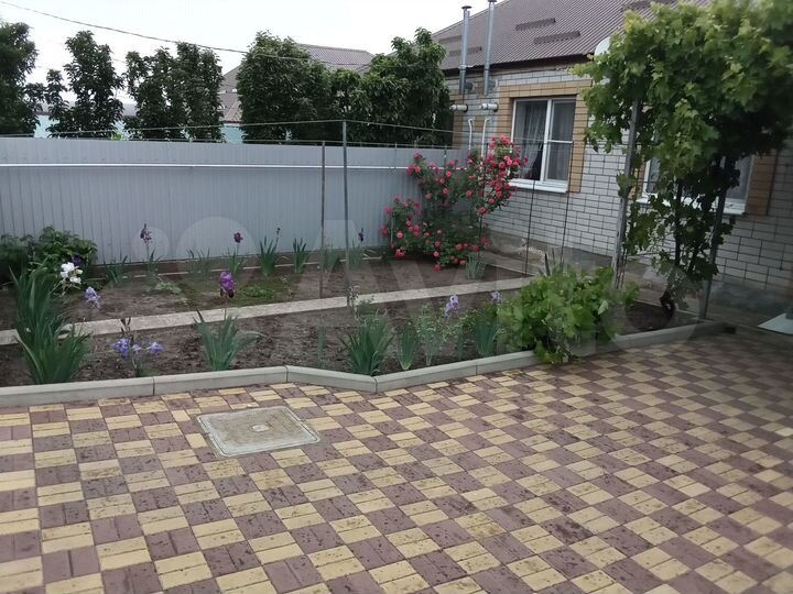 Коттедж 73 м² на участке 2,2 сот.