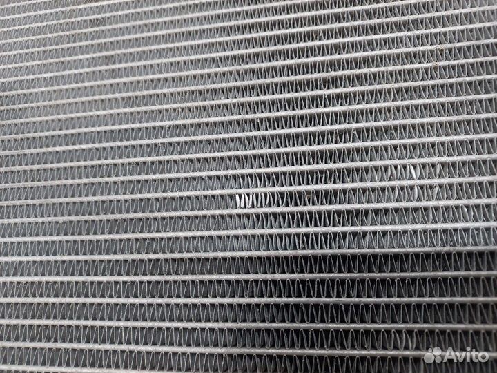 Радиатор охлаждения двигателя Chevrolet Equinox 2017, 2019