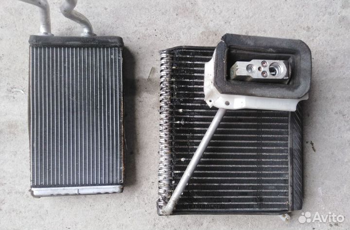 Outlander XL Радиатор печки отопителя испаритель