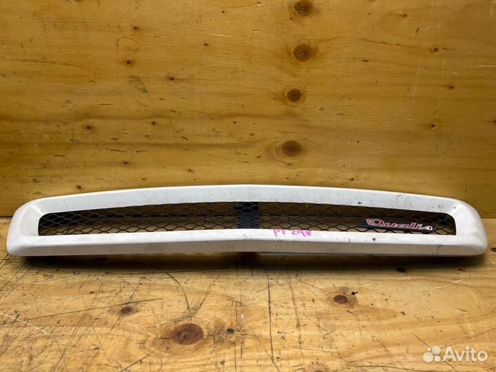 Решетка радиатора передняя Toyota Mark Ii Qualis