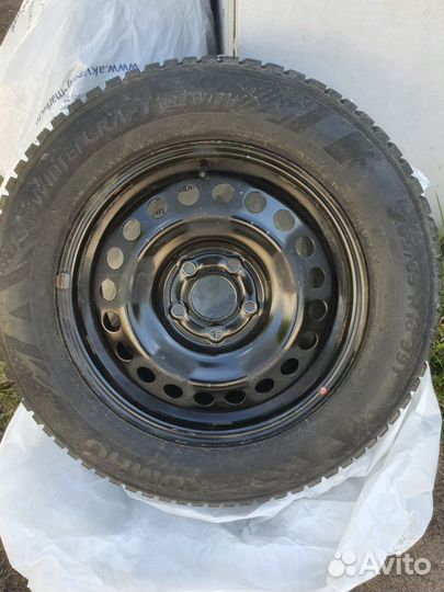 Резина Kumho 205 65 R16 с дисками от Хундай Creta