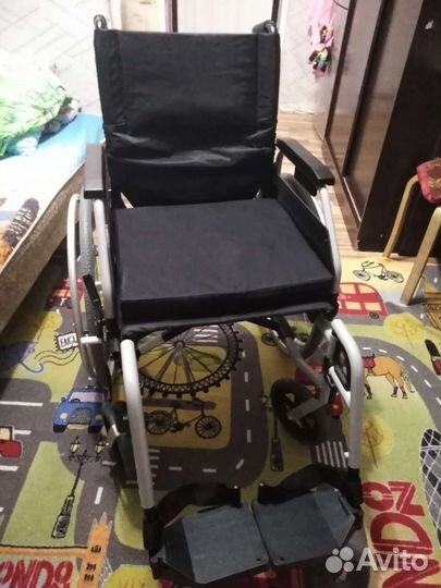 Инвалидная коляска