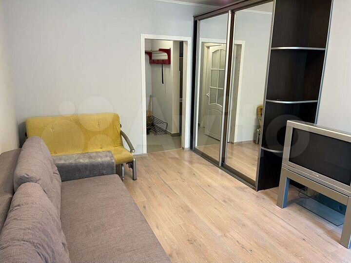 2-к. квартира, 53 м², 1/5 эт.