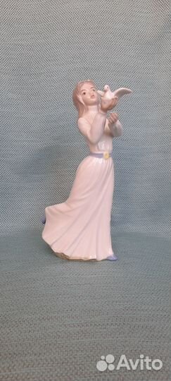 Статуэтка Девушка с голубем Tengra Испания