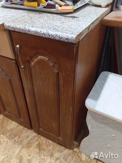 Продам кухонную мебель, гарнитур