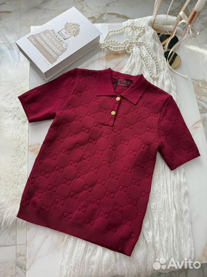 Яркое поло Gucci