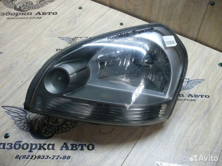 Фара левая Hyundai Tucson 1