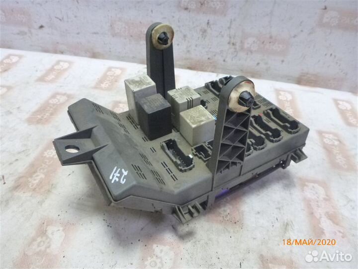 Блок предохранителей Renault Laguna B56C F3R 1997