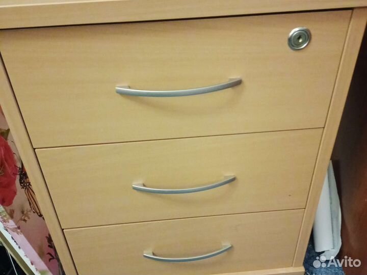 Тумба выкатная