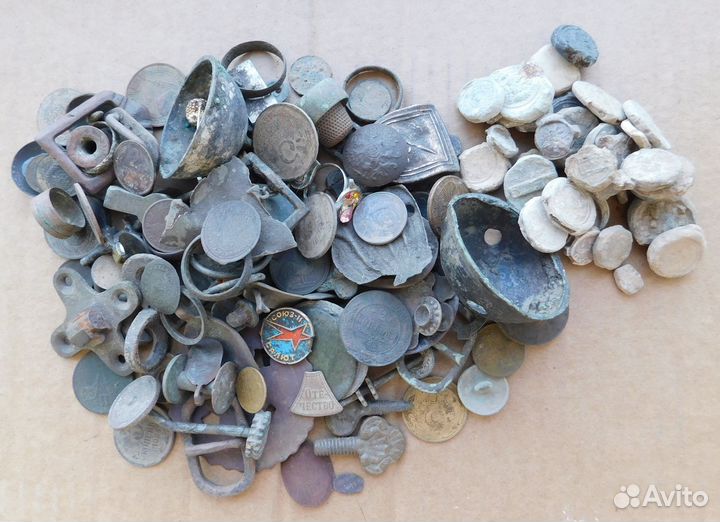 Копанина с монетами