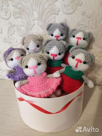 Котики вязанные