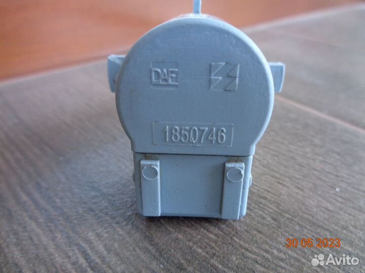 Датчик уровня охл жидкости DAF XF 105 оригинал