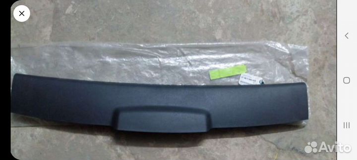 BMW 1 E81/E87 Облицовка багажной двери