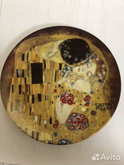 Декоративная настенная тарелка