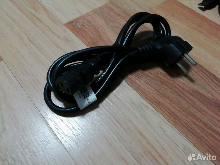 Hdmi, USB a-b,кабель питания,rca,Aux, переходник