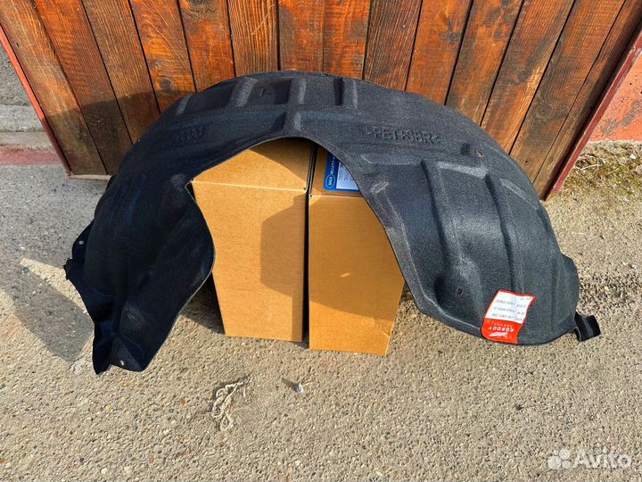 Подкрылок задний Toyota Camry V40 V45