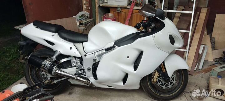 Suzuki gsx-1300 r hayabusa