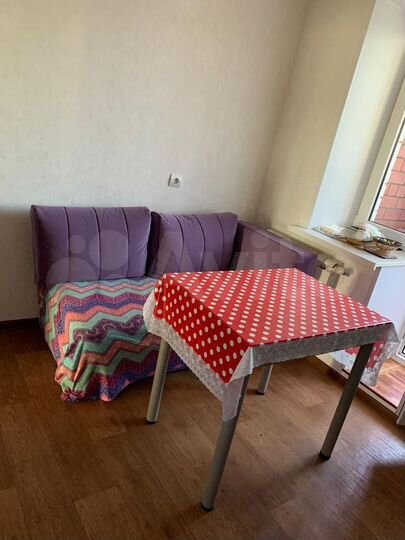 1-к. квартира, 42 м², 4/10 эт.