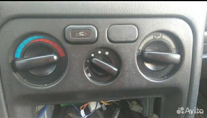 Блок управления отопителем Мицубиси Галант Е5