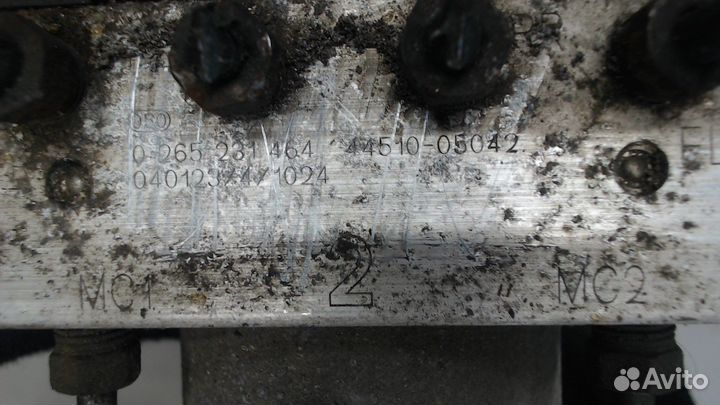 Блок абс, насос Toyota Avensis 2, 2004